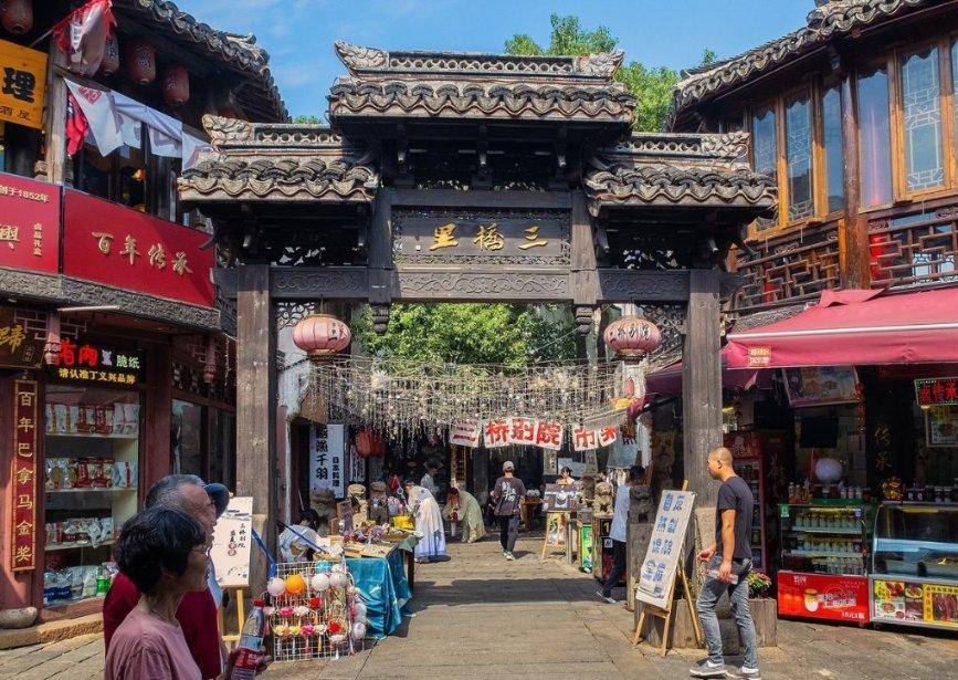 2000手机性价比高的手机推荐?这三款机型值得尝试